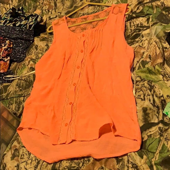 Peach color tank top ( xl ) - Picture 1 of 2